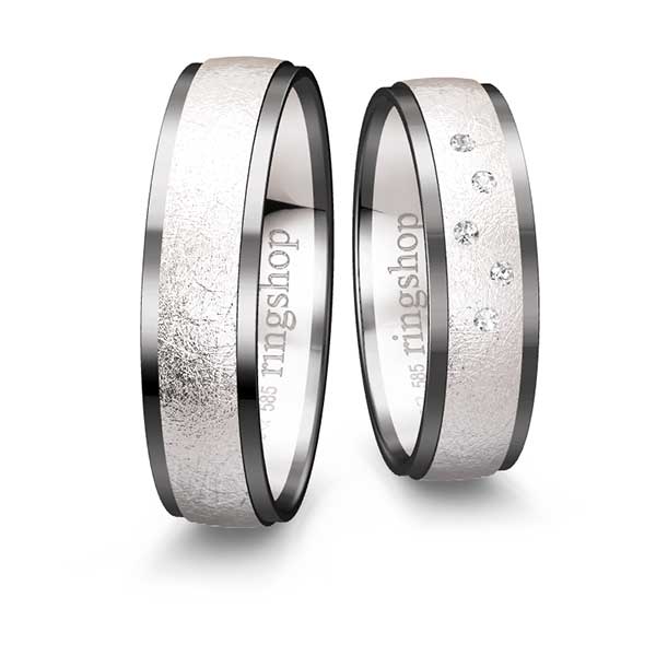 ringshop-black and white